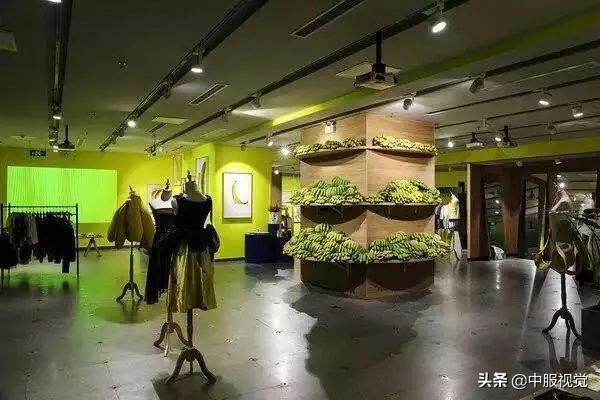 半年收入20億、時尚大片座上賓、江南布衣靠什麼走紅25年？