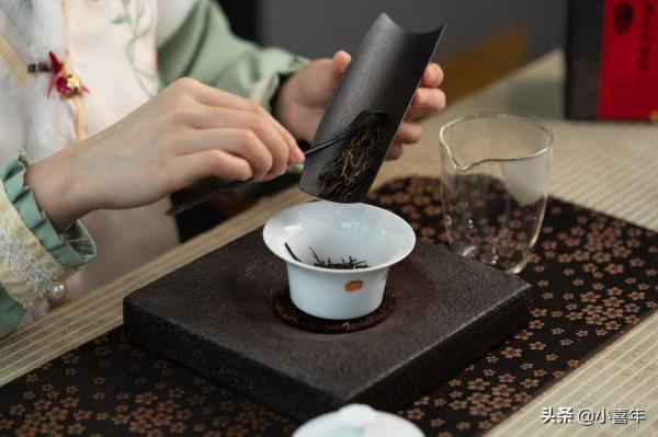 如何在家擺一張有年味兒的茶席？這5句口訣快碼起來