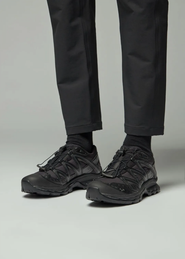 如果女朋友一生氣就踩你的「小白鞋」,那麼這篇請收藏|球鞋推薦 如果女朋友一生氣就踩你的「小白鞋」,那麼這篇請收藏|球鞋推薦