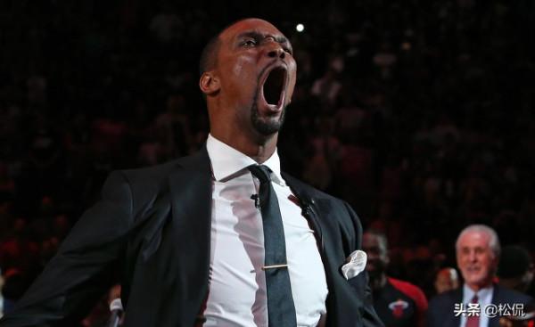 龍王正式進名人堂，歸還戒指給神運算元