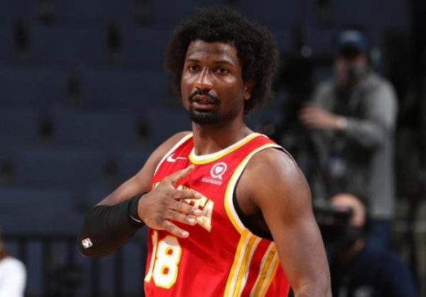 30歲場均不到1分還賽季報銷，傷成這樣一大堆網友還叫好