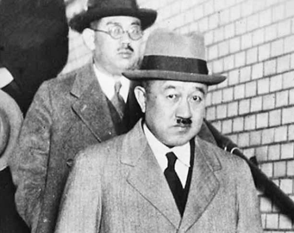 1950年袁文會被押送刑場槍決，路旁群眾大喊：毛主席給我們報仇了