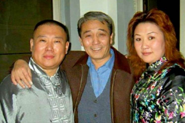 胡中惠與貧窮時的郭德綱離婚，離開郭麒麟去日本打工的她現怎樣？