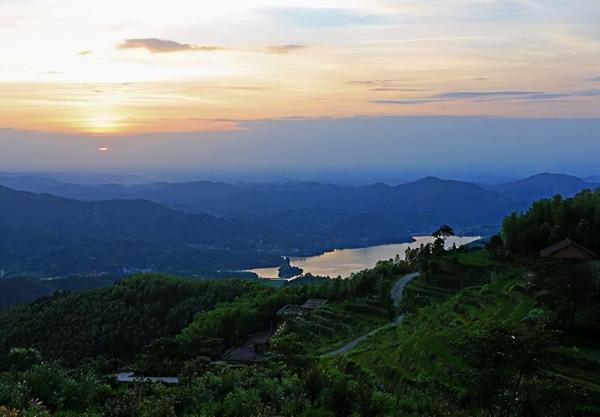 江蘇投資38億打造的景區,還未開放就爛尾,市民對此紛紛吐槽 江蘇投資38億打造的景區,還未開放就爛尾,市民對此紛紛吐槽