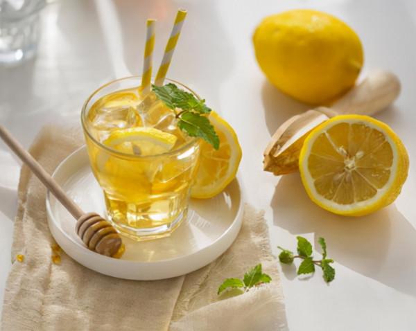 泡澡普拉斯!46歲米倉涼子3大絕活養出鉛筆腿 泡澡普拉斯!46歲米倉涼子3大絕活養出鉛筆腿