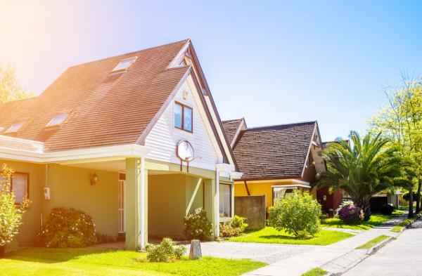 生活要燈火可親,有夢可做…… 生活要燈火可親,有夢可做……