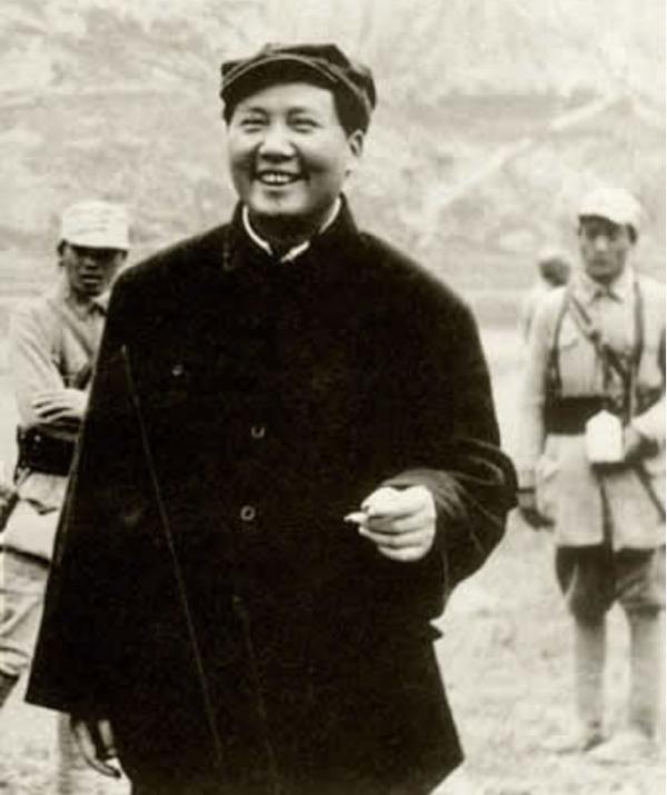 1959年毛主席回韶山,看完一份名單後反問:我弟弟還能害我不成? 1959年毛主席回韶山,看完一份名單後反問:我弟弟還能害我不成?