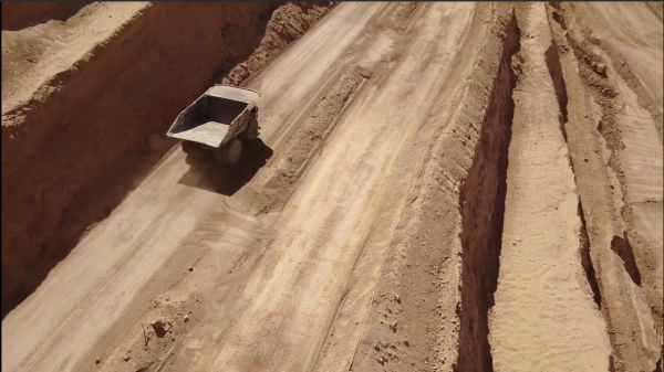 澳洲哄抬礦石價格,讓中國無路可走?幾內亞將礦石開採權交給中國 澳洲哄抬礦石價格,讓中國無路可走?幾內亞將礦石開採權交給中國