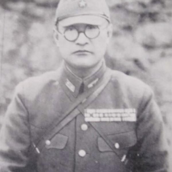 妻子被侮辱殺害後,他忍辱負重當漢奸,兩槍擊斃日軍中將報仇雪恨 妻子被侮辱殺害後,他忍辱負重當漢奸,兩槍擊斃日軍中將報仇雪恨