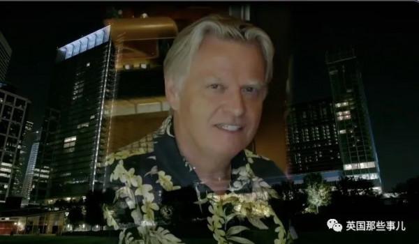 她用高跟鞋連扎25下將男友殺死，然而她卻有完全不同的說法