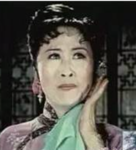 老戲骨張少華:從“校花”到“醜娘”的一生,也是演戲奉獻的一生 老戲骨張少華:從“校花”到“醜娘”的一生,也是演戲奉獻的一生