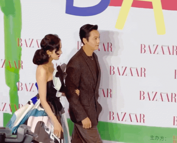 芭莎慈善夜紅毯絕了!景甜張彬彬、楊冪陳偉霆發糖,baby豔壓全場 芭莎慈善夜紅毯絕了!景甜張彬彬、楊冪陳偉霆發糖,baby豔壓全場