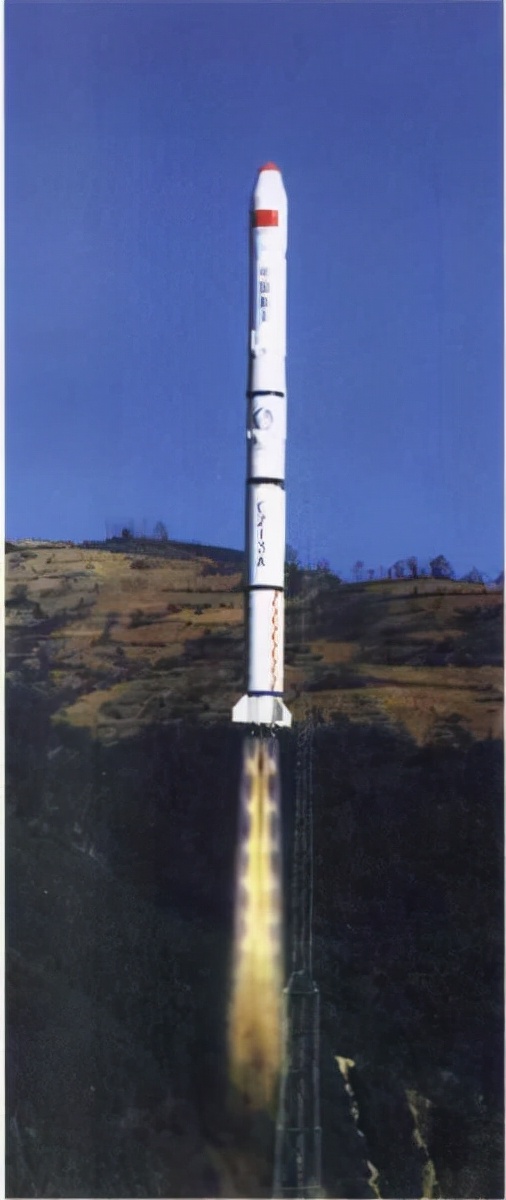 一個自幼沒上過學的農村姑娘能成為火箭專家嗎？王之任說：能