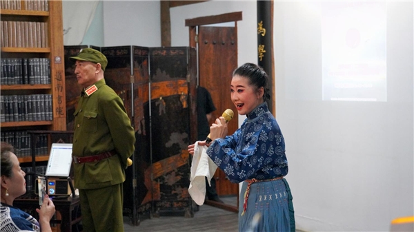 掬水月在手，藝術愛好者與藝術名家相約「道南書院」以曲迎中秋