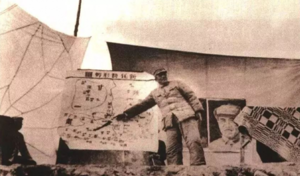 朝鮮戰場，彭德懷被上千名美國傘兵包圍：只有2名警衛，如何突圍