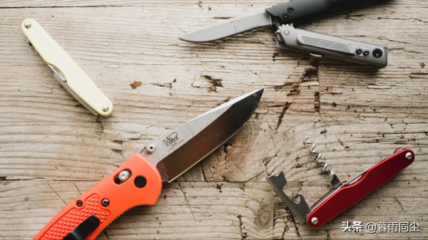 戶外運動十大必備裝備清單,打包這“10件必需品”是保命的好習慣 戶外運動十大必備裝備清單,打包這“10件必需品”是保命的好習慣