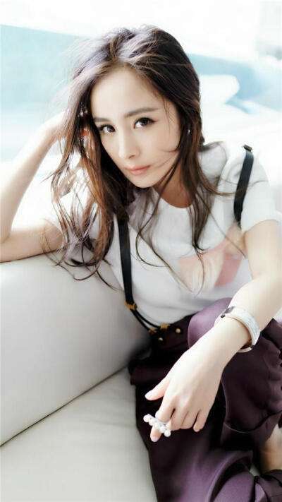 卸妝以後，仙女變大媽的三個女星，面板問題是硬傷