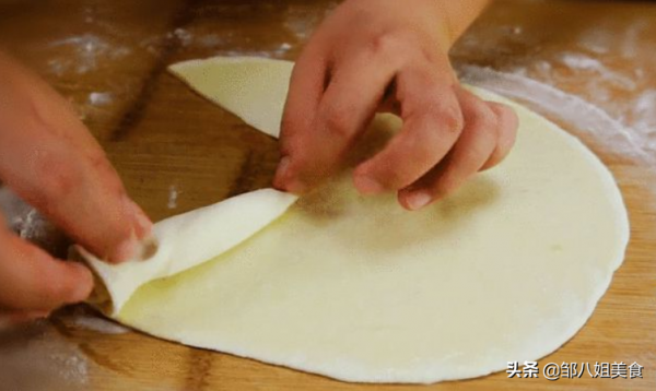 烙死麵餅，牢牢記住“和麵方法”，做好後柔軟不硬，放涼也好吃