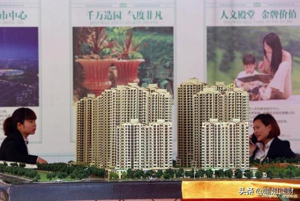 70萬的房貸，30年多少利息？如果存銀行，30年有多少利息？