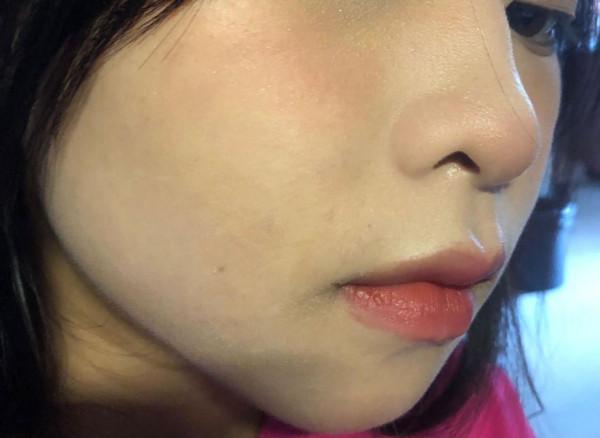 顯嫩小妙招，學會這個遮瑕手法，大媽都能變美女