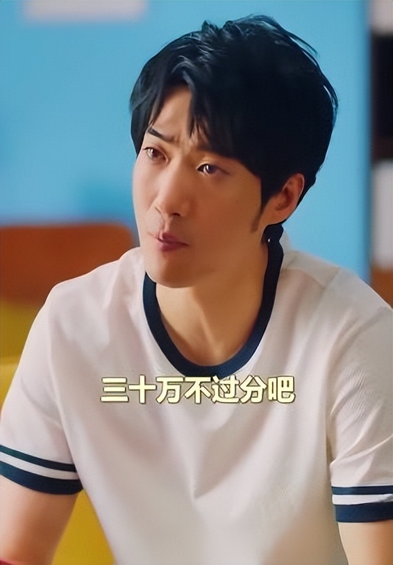 自信女王辣目洋子：矮胖壯也能美出圈，還在全球四大時裝週走秀