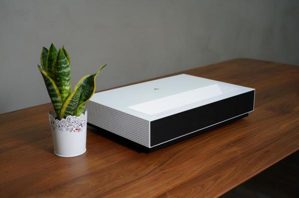 峰米4K Cinema 2投影電視,藏在家中的私人影院 峰米4K Cinema 2投影電視,藏在家中的私人影院