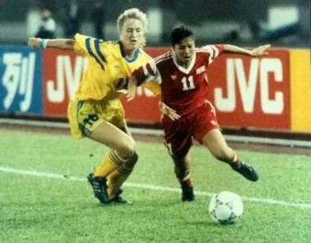 8位女足領軍人物，有人怒揭足球黑幕，有人成為冠軍教練