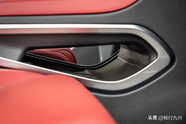 捷豹F-Pace P250 R-Dynamic美的難以拒絕 捷豹F-Pace P250 R-Dynamic美的難以拒絕