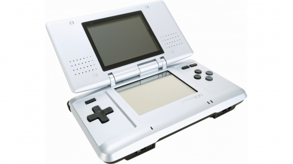 遊戲史上的今天:NDS發售 上下雙屏和擦肩通訊的開始 遊戲史上的今天:NDS發售 上下雙屏和擦肩通訊的開始