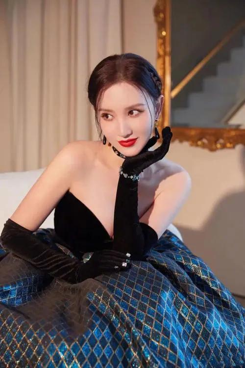 國劇盛典紅地毯:有驚喜也有驚嚇,毛曉彤最驚豔,劉奕君意外翻車 國劇盛典紅地毯:有驚喜也有驚嚇,毛曉彤最驚豔,劉奕君意外翻車