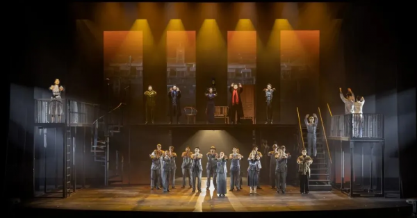 《偽裝者》之《願得此身長報國》靳東、劉敏濤等原版主演齊聚現場 《偽裝者》之《願得此身長報國》靳東、劉敏濤等原版主演齊聚現場