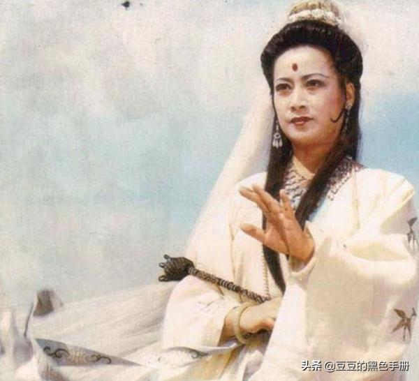 19版觀音對比：有的像過家家，有的像鬼片，有的讓觀眾合十跪拜