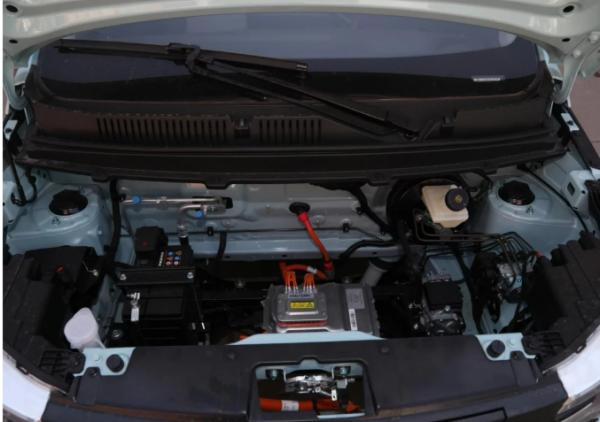 對標五菱宏光MINIEV，新款雷丁芒果上市，起售2.98萬！