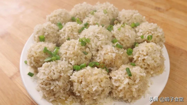 蘿蔔不要再燉湯了,試試這種新做法,軟糯鮮香,上桌一大盤不夠吃 蘿蔔不要再燉湯了,試試這種新做法,軟糯鮮香,上桌一大盤不夠吃