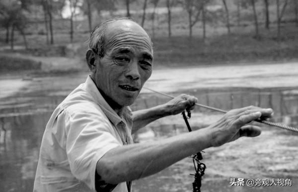 故事裡的鄉村人物——河裡圈裡拉縴撐船人 故事裡的鄉村人物——河裡圈裡拉縴撐船人