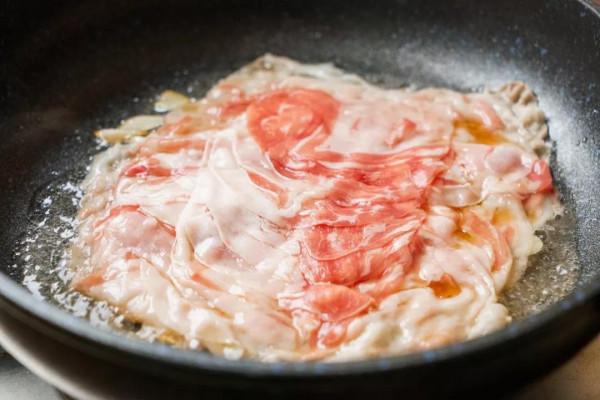 鮮嫩可口的蔥爆羊肉卷，鮮香的記憶，從未改變