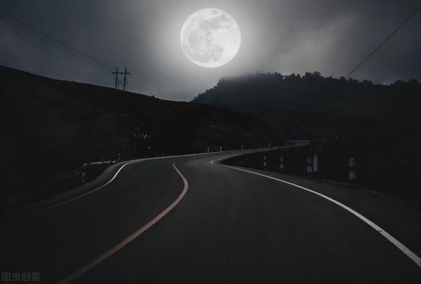 逆天奇案故事:查了半個月不知真兇是誰,憑一個靈媒的幾句話破案 逆天奇案故事:查了半個月不知真兇是誰,憑一個靈媒的幾句話破案