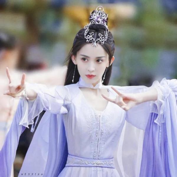 許凱與古力娜扎的《雪鷹領主》殺青了