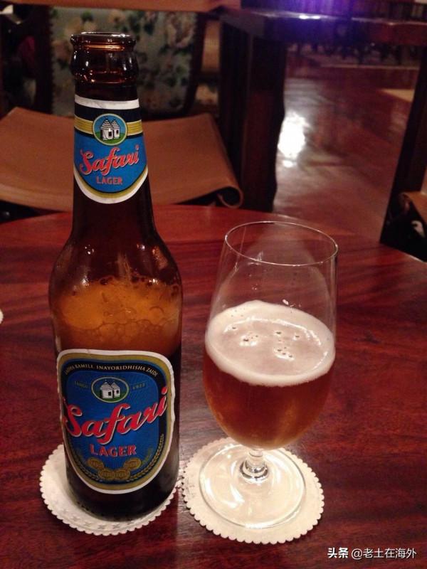 非洲啤酒瓶大度數高，黑人一瓶就東倒西歪，中國人最多兩瓶