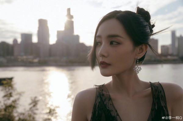 李一桐，女一專業戶，為什麼就不火呢，我就超愛她，分享美照一波