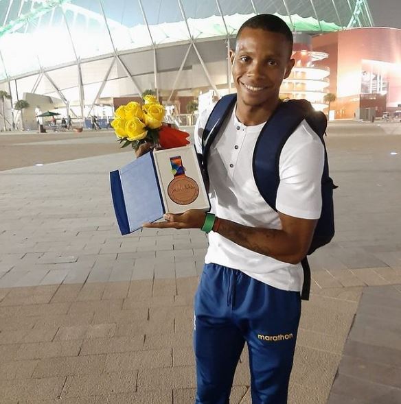 厄瓜多的奧運英雄，慘死於街頭槍殺