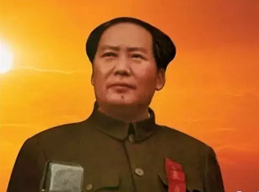 紅軍老團長在鄉務農8年,村民不知身份,直到主席派人請他去北京 紅軍老團長在鄉務農8年,村民不知身份,直到主席派人請他去北京