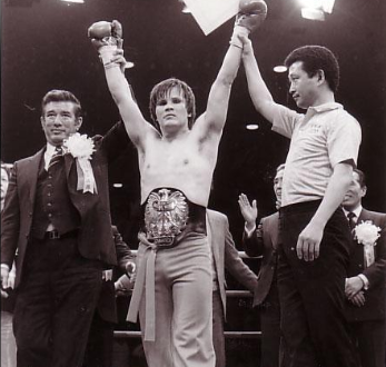 噴氣機賓尼:周比利師父,拳壇27年從無敗績,立志做第二個李小龍 噴氣機賓尼:周比利師父,拳壇27年從無敗績,立志做第二個李小龍