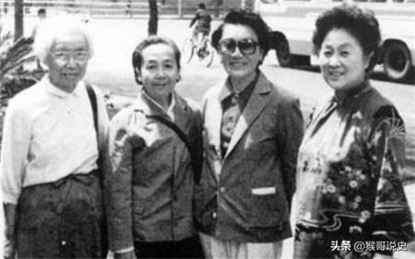 末代格格金默玉：我們不叫格格，奴才回話也不是喳，電視裡都不對