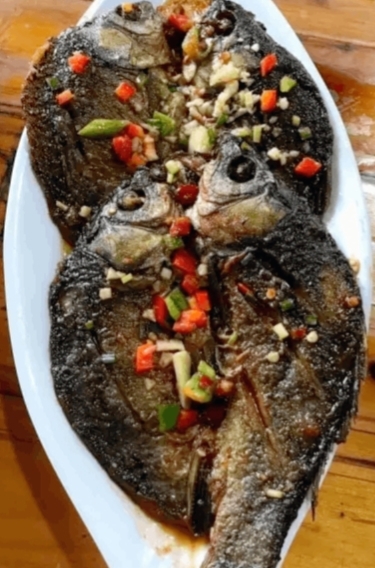 陽幹鯽魚(湖北特色菜:陽幹鯽魚) 陽幹鯽魚(湖北特色菜:陽幹鯽魚)