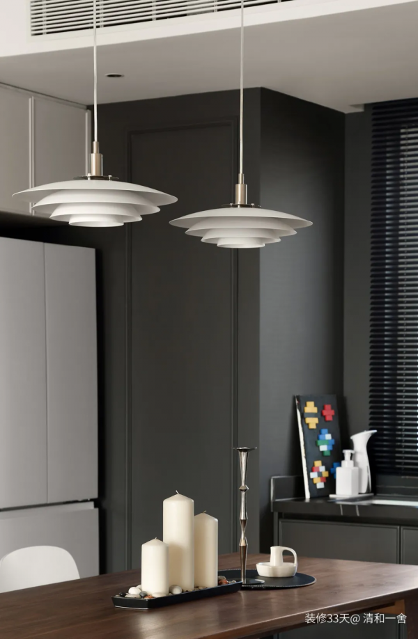 超棒採光+開放空間，誰不想有這麼個溫柔又有書香味的家呢？