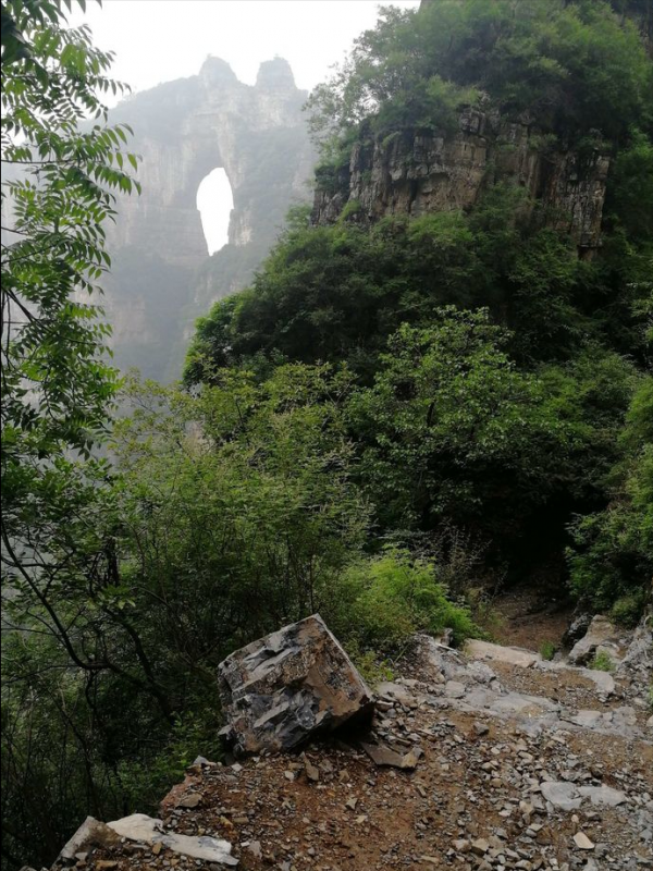 巍巍太行：蠶姑坨