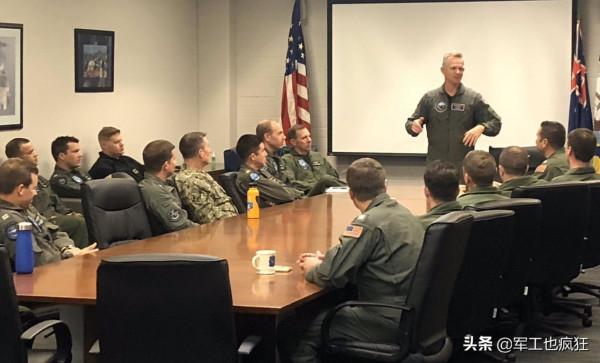 美國第2艦隊司令:職業“大黃蜂”飛行員,上過12艘航母 美國第2艦隊司令:職業“大黃蜂”飛行員,上過12艘航母