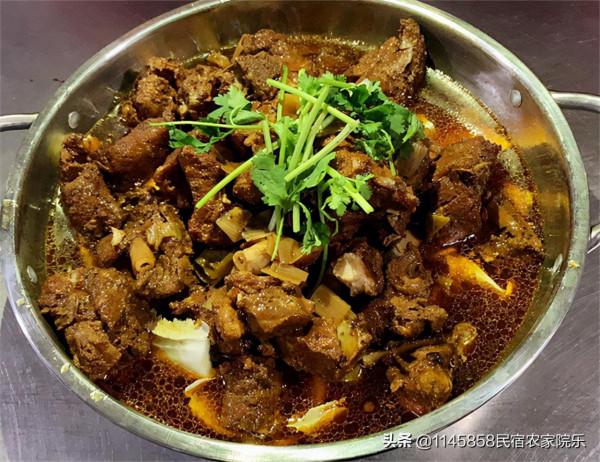 北京延慶仙悅居骨頭莊餐廳，放肆啃骨頭吃肉，走進去最後扶牆出