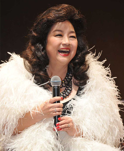 &quot;香港之鶯&quot;徐小鳳：春晚為其破例，分手也不願改國籍，現狀如何？